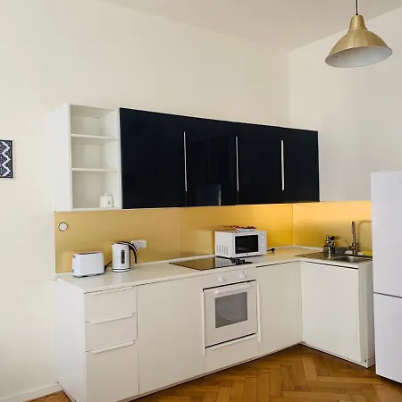 Апарт-отель Blue Prague 3*