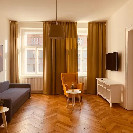 Blue Prague מלון דירות פראג