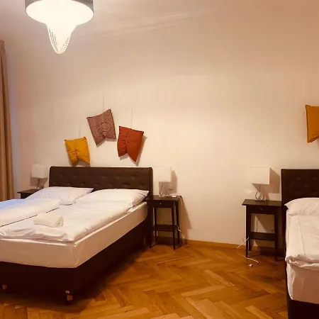 Blue Prague 3* פראג
