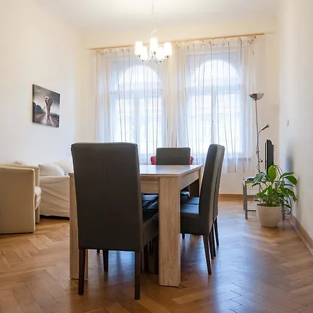 Blue Prague Ξενοδοχείο με διαμερίσματα