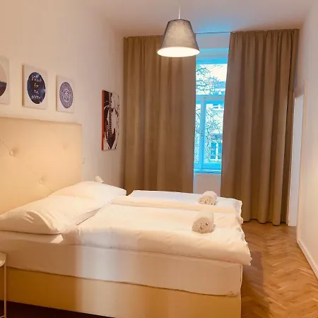Appart hôtel Blue Prague 3*